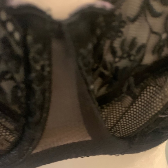 Wacoal black sheer underwire bra, size 36D - Picture 5 of 6